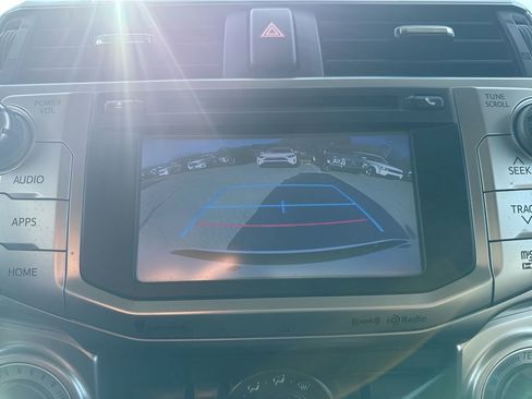 Used 2018 Toyota 4Runner SR5 image 19