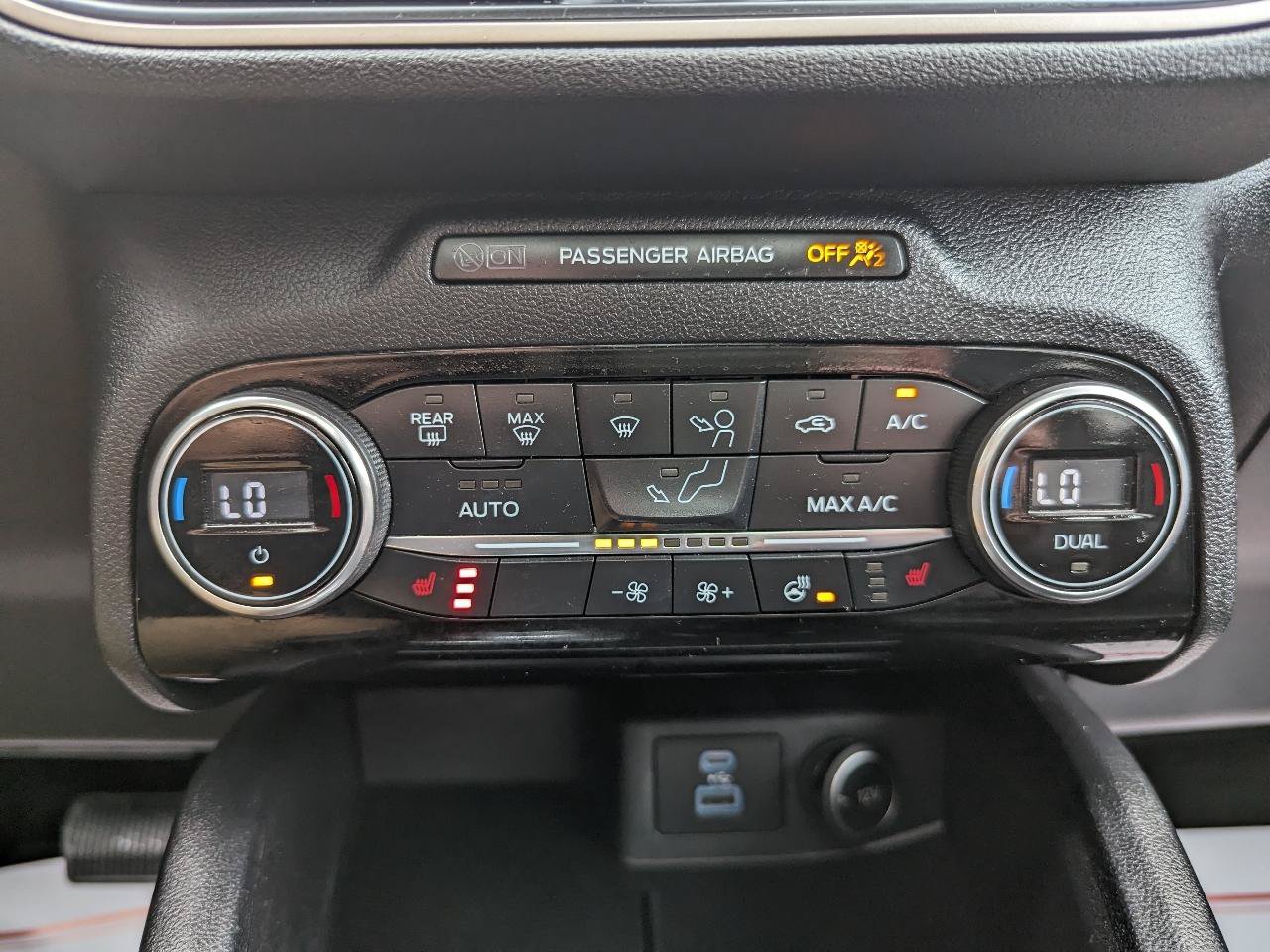 Used 2021 Ford Escape SEL AWD/4WD image 25