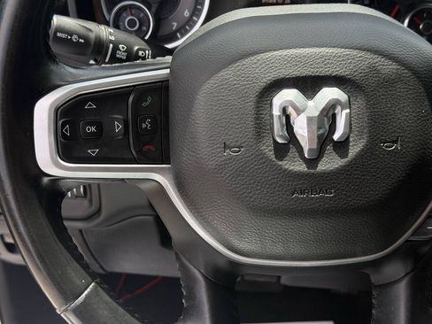 Used 2020 RAM 1500 4x4 Quad Cab image 16