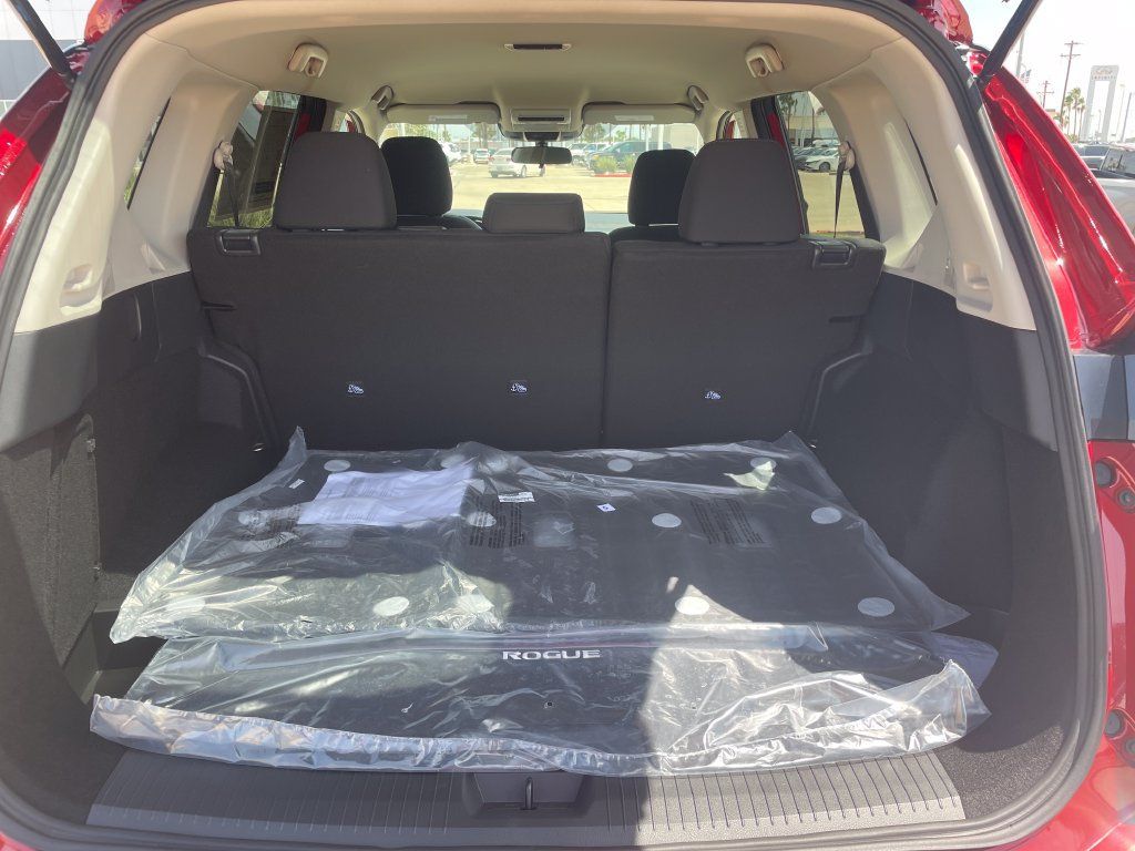 Certified 2026 Nissan Rogue S FWD image 26