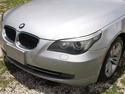 Used 2010 BMW 528i Sedan RWD image 25