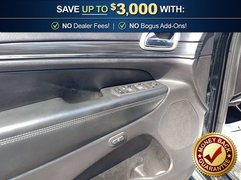 Used 2019 Jeep Grand Cherokee Limited AWD/4WD image 14