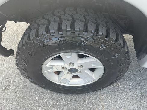 Used 2002 Ford F150 Lariat image 10