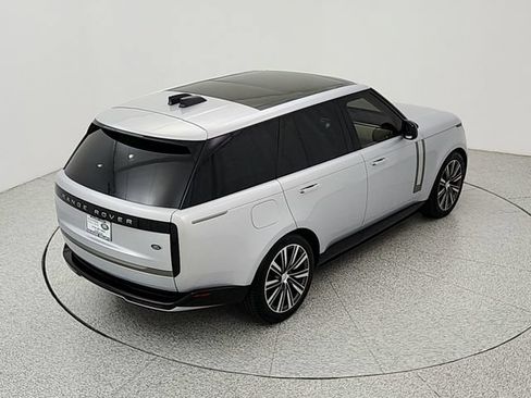 Certified 2023 Land Rover Range Rover SE AWD/4WD image 35