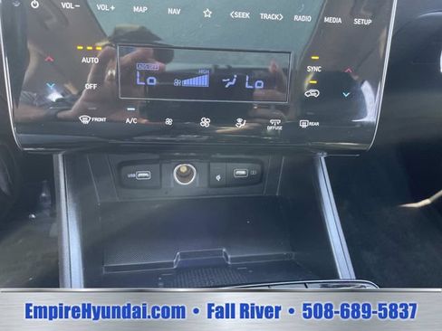 Used 2023 Hyundai Tucson Limited AWD/4WD image 26