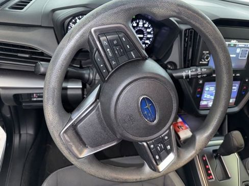 Used 2024 Subaru Impreza 2.0i image 10