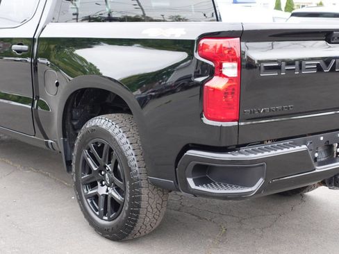 Used 2023 Chevrolet Silverado 1500 Custom w/ LPO, Dark Essentials Package AWD/4WD image 10