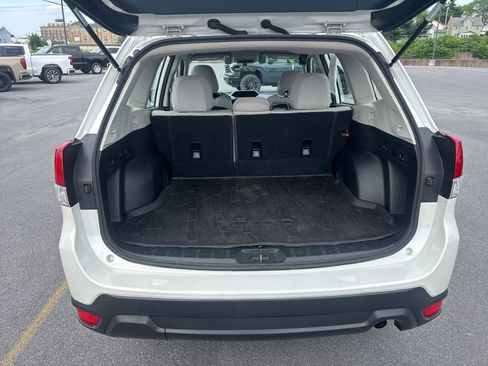 Used 2019 Subaru Forester AWD/4WD image 15
