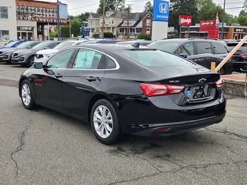 Used 2022 Chevrolet Malibu LT FWD image 3