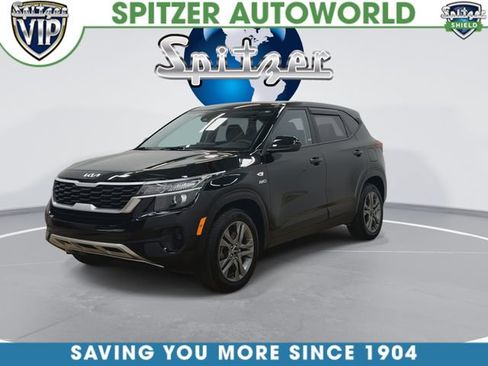 Used 2023 Kia Seltos LX AWD/4WD image 4