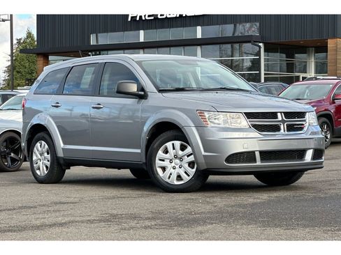 Used 2015 Dodge Journey American Value Package w/ Flexible Seating Group image 2