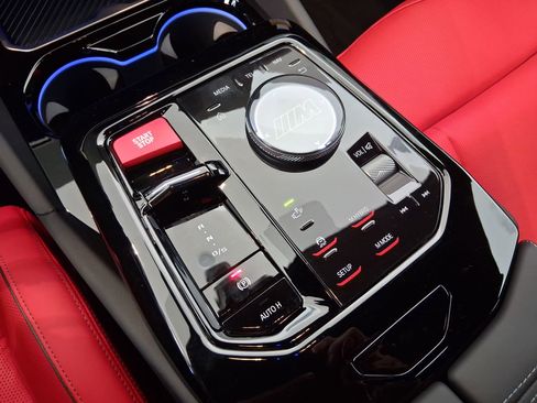 New 2027 BMW M5 Touring AWD/4WD image 16
