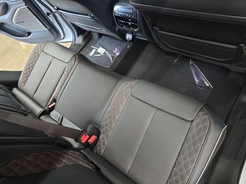 New 2026 Jeep Grand Cherokee Summit AWD/4WD image 12