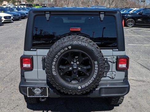 Used 2022 Jeep Wrangler Unlimited Sport AWD/4WD image 8