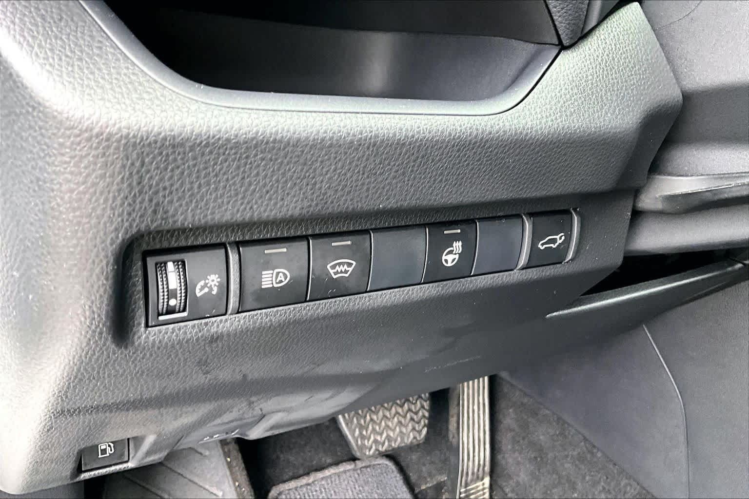 Certified 2024 Toyota RAV4 SE w/ Weather & Moonroof Package AWD/4WD image 33