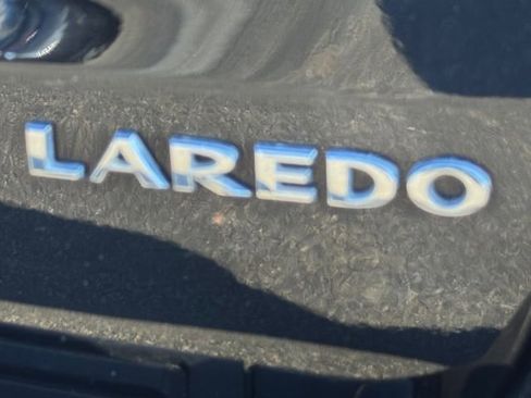 Certified 2021 Jeep Grand Cherokee Laredo image 17