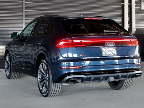 Certified 2025 Audi Q8 Premium Plus w/ Premium Plus Package AWD/4WD image 2