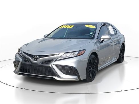 Used 2023 Toyota Camry XSE image 2