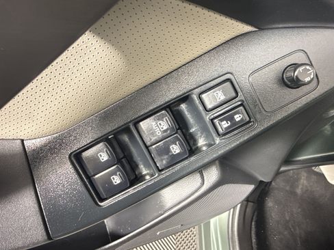 Used 2015 Subaru Forester 2.5i Touring w/ Eyesight & Navigation System AWD/4WD image 13