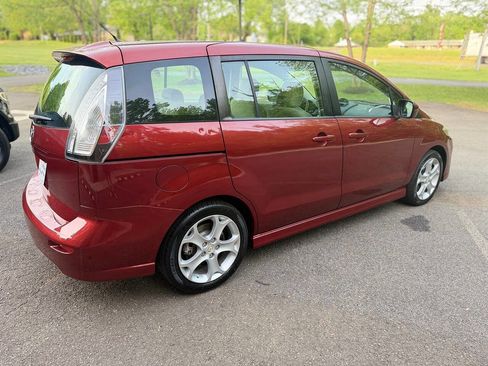 Used 2010 MAZDA MAZDA5 Touring FWD image 5