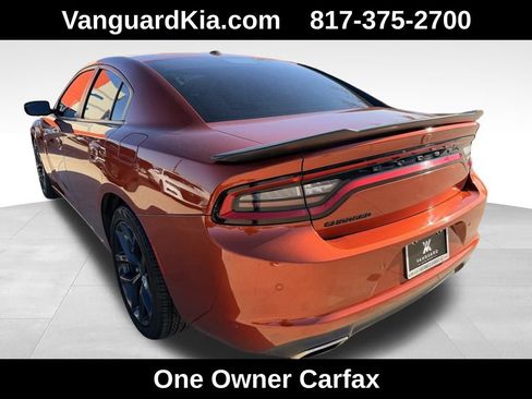 Used 2021 Dodge Charger SXT w/ Blacktop Package image 2