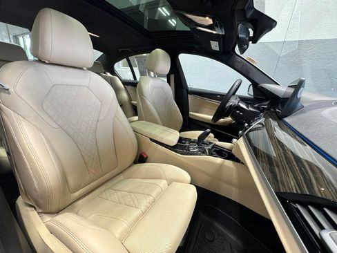 Used 2023 BMW 530e xDrive w/ Premium Package AWD/4WD image 38