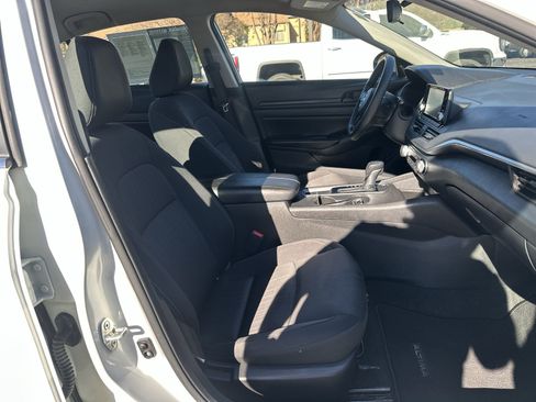 Used 2023 Nissan Altima 2.5 S image 22