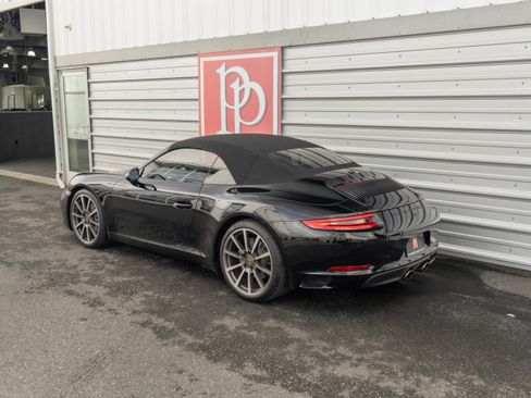 Used 2017 Porsche 911 Carrera image 34