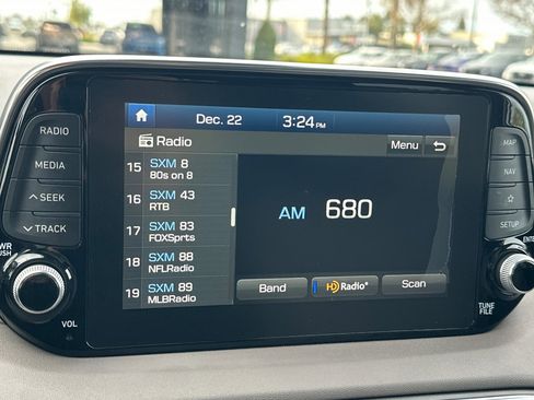 Used 2019 Hyundai Santa Fe AWD image 18