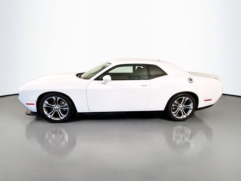 Used 2022 Dodge Challenger R/T image 6