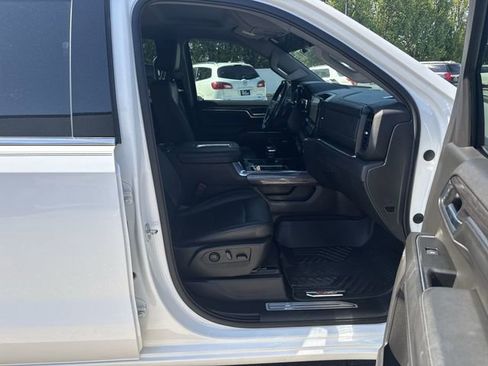 Used 2022 Chevrolet Silverado 1500 LTZ image 28