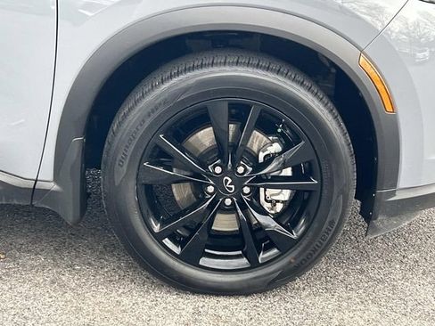 Used 2025 INFINITI QX60 Luxe w/ Black Edition image 9