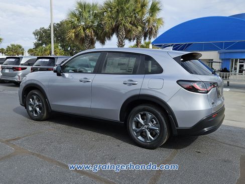 New 2026 Honda HR-V LX image 3