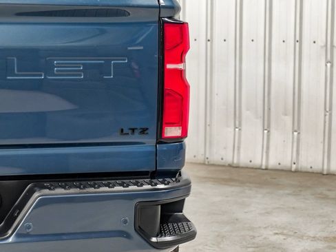 Used 2025 Chevrolet Silverado 2500 LTZ w/ LTZ Plus Package AWD/4WD image 50