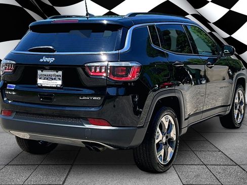 Used 2020 Jeep Compass Limited w/ Luxury Seat Group AWD/4WD image 2