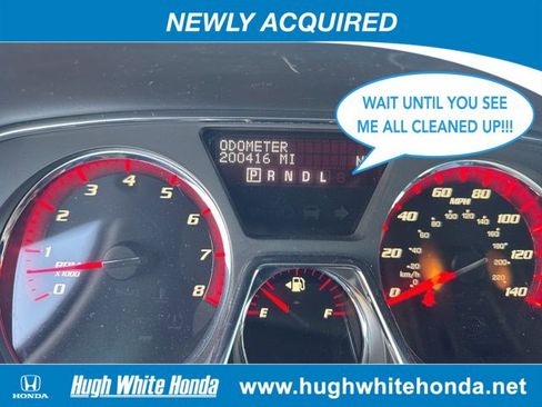 Used 2014 GMC Acadia Denali image 2