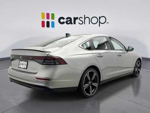 Used 2025 Honda Accord Sport image 5