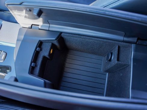 Used 2018 BMW M5 image 27