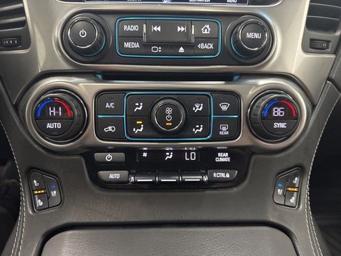 Used 2019 Chevrolet Suburban Premier w/ Premier Plus Edition image 20