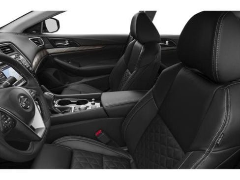 Used 2018 Nissan Maxima Platinum image 12