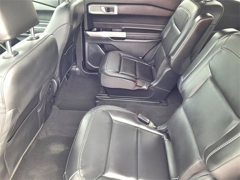 Certified 2023 Ford Explorer XLT w/ Equipment Group 202A image 12