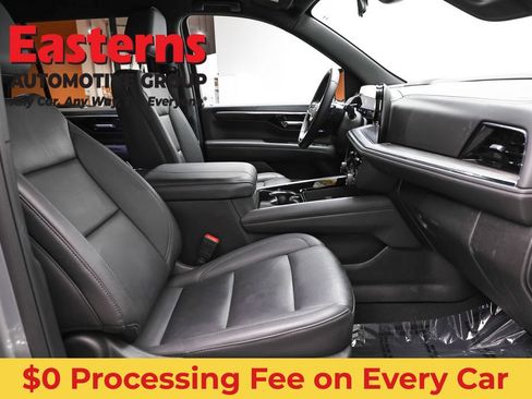 Used 2025 Chevrolet Tahoe LT AWD/4WD image 25