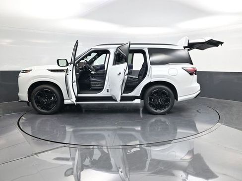 New 2026 INFINITI QX80 4WD image 68