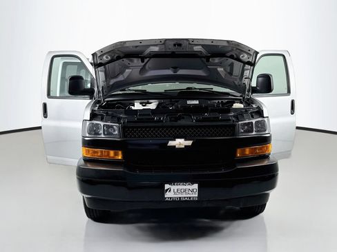 Used 2023 Chevrolet Express 2500 w/ Driver Convenience Package RWD image 15
