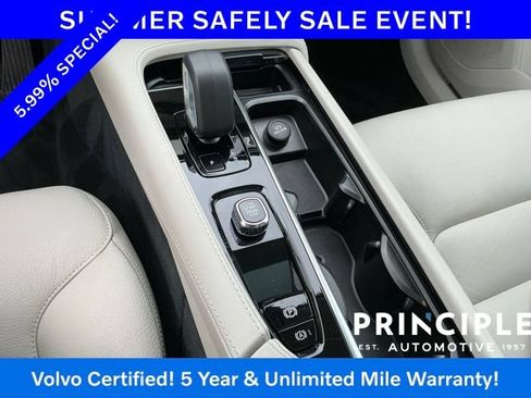 Certified 2023 Volvo XC90 B5 Core w/ Protection Package Premier AWD/4WD image 20