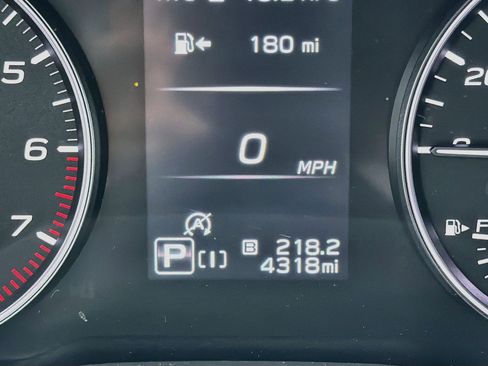 Used 2026 Subaru Forester Premium AWD/4WD image 40