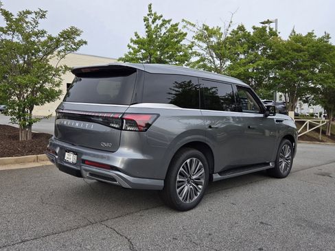 New 2026 INFINITI QX80 Luxe RWD image 6