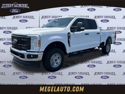 New 2025 Ford F250 XL w/ FX4 Off-Road Package