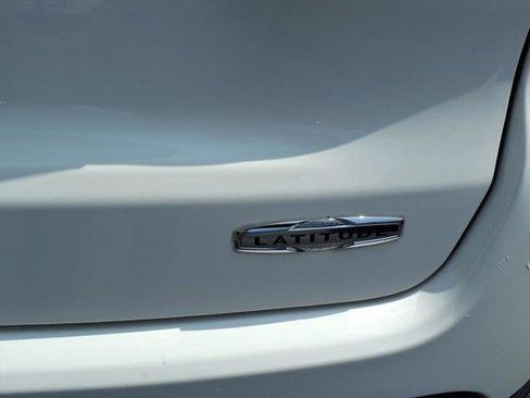 Used 2019 Jeep Compass Latitude w/ Popular Equipment Group image 12