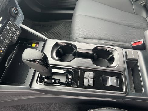 New 2026 Subaru Outback Limited image 16